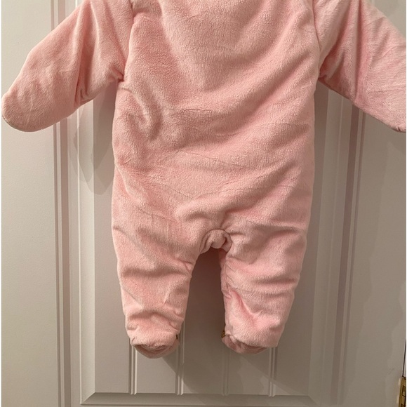 Baby Girl 6 Months One Piece Pink Cold Weather Wear - Picture 8 of 14